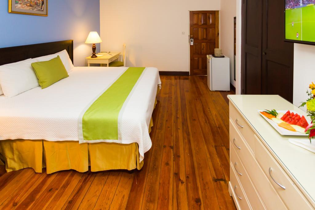 Hotel The Liguanea Club Kingston Exterior foto