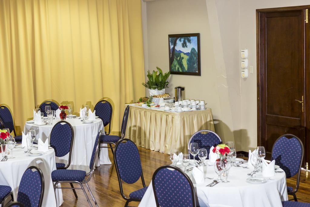 Hotel The Liguanea Club Kingston Exterior foto